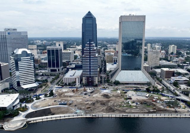 riverfront plaza downtown jacksonville fl