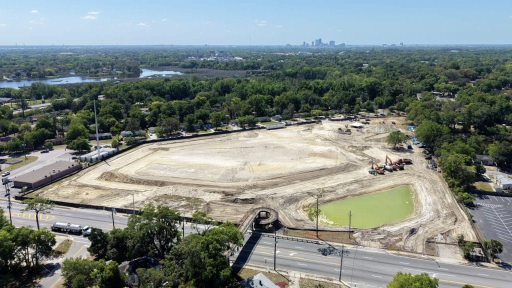 former lake forest elementary school site